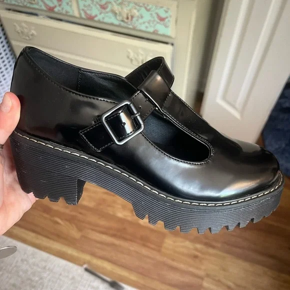 Madden Girl Mary Janes🖤 NWOT - Picture 4 of 7
